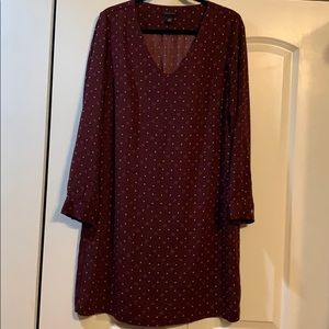 Tommy Hilfiger Short, Maroon long sleeve, curved v-neck, buttons at cuffs